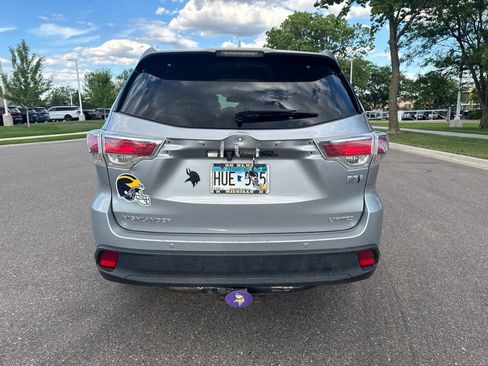 Used 2016 Toyota Highlander Limited Platinum AWD/4WD image 6