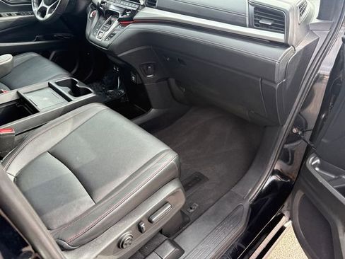 Certified 2025 Honda Odyssey Sport-L image 24