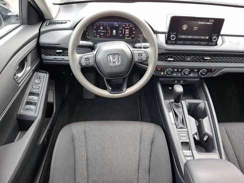 Used 2025 Honda Accord SE image 12