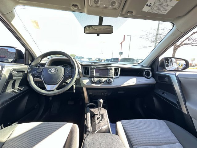 Used 2013 Toyota RAV4 LE FWD image 13
