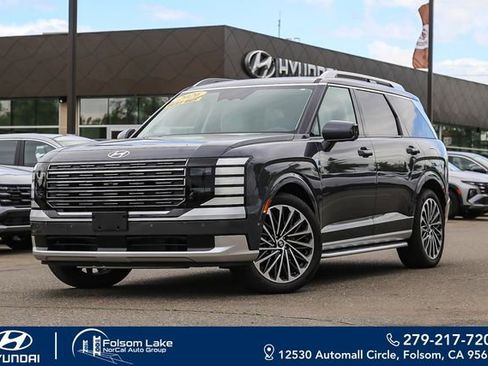 Used 2026 Hyundai Palisade Calligraphy FWD image 1