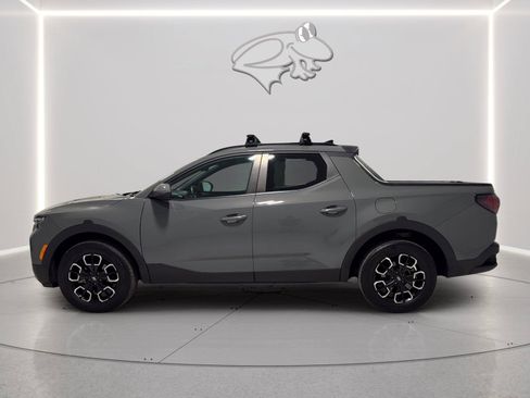 Used 2023 Hyundai Santa Cruz SEL Premium AWD/4WD image 2