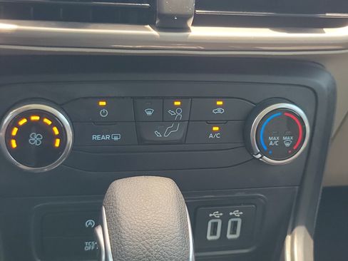 Used 2021 Ford EcoSport S FWD image 27