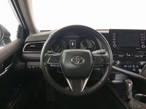 Used 2024 Toyota Camry SE image 24