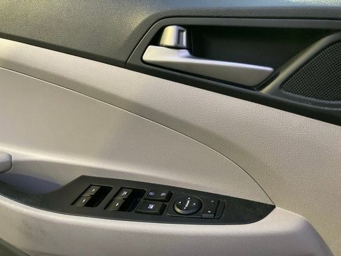 Used 2018 Hyundai Tucson SEL image 14