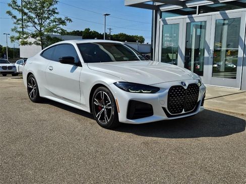 Used 2023 BMW 440i xDrive Coupe w/ Premium Package image 1