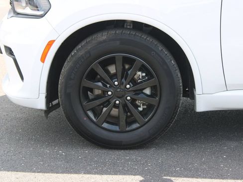Used 2025 Dodge Durango GT RWD image 18