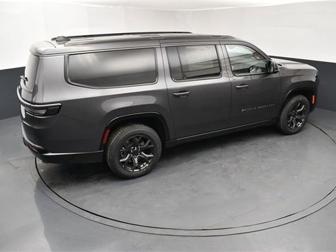 New 2026 Jeep Grand Wagoneer L Limited image 18