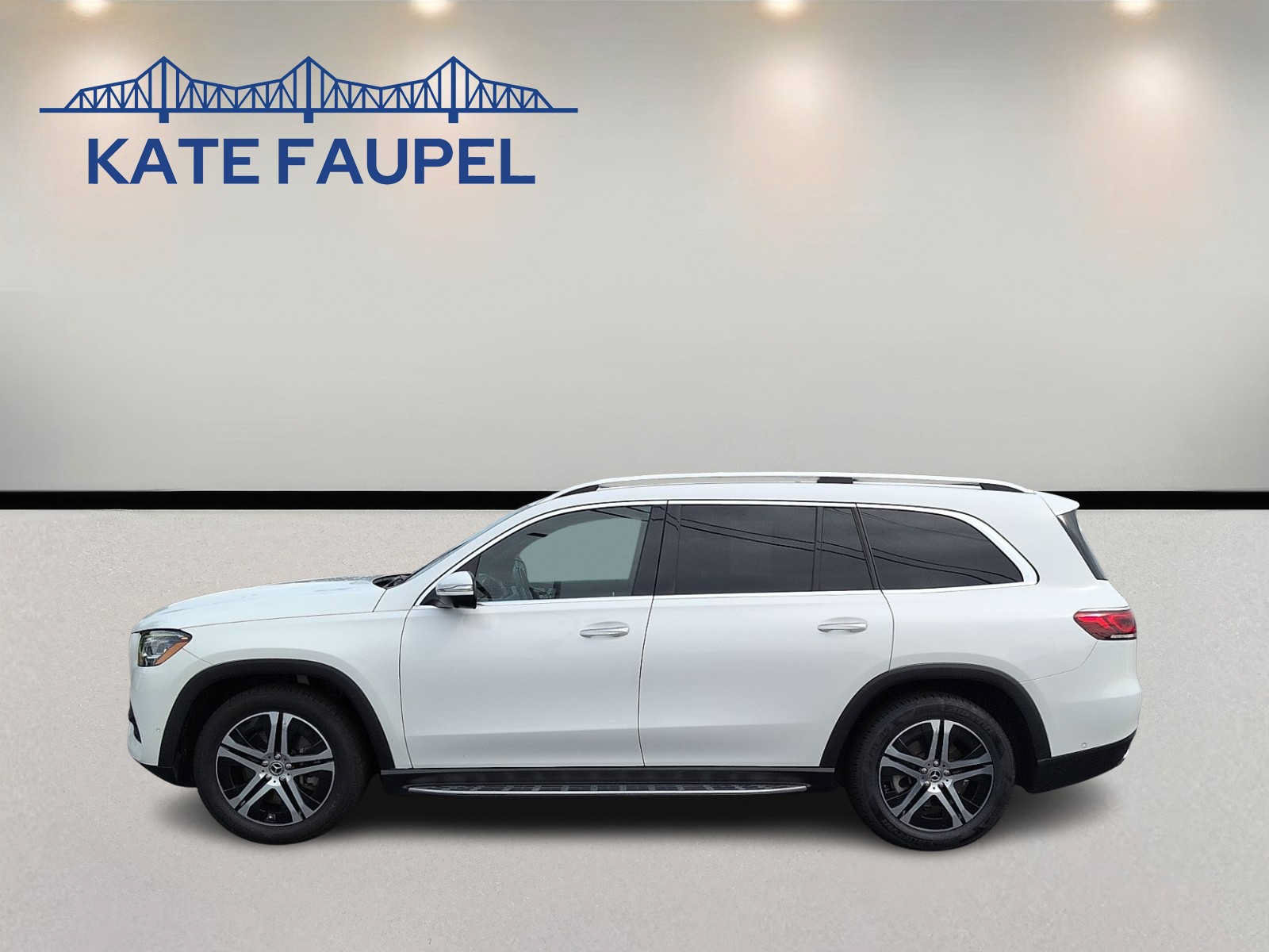 Used 2020 Mercedes-Benz GLS 450 4MATIC image 4