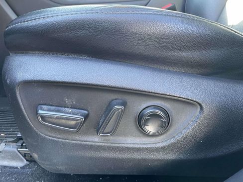 Used 2021 Toyota Highlander Platinum image 28