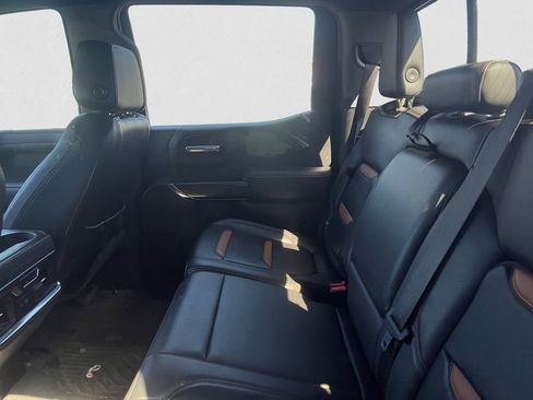 Used 2020 GMC Sierra 1500 AT4 w/ AT4 Premium Package AWD/4WD image 7
