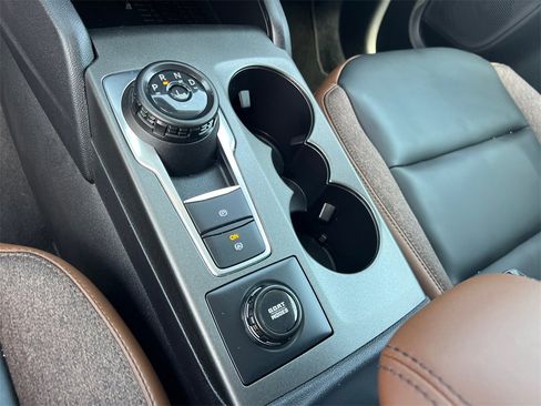 Used 2025 Ford Bronco Sport Outer Banks image 28