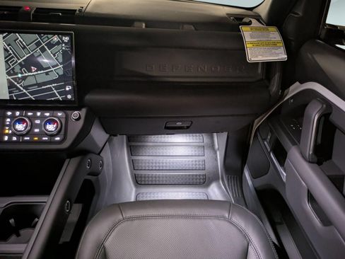 New 2026 Land Rover Defender 110 X-Dynamic SE AWD/4WD image 47