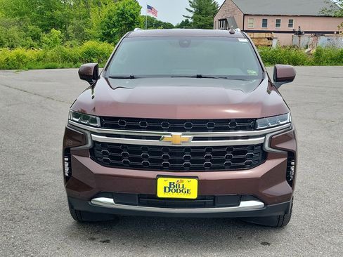 Used 2022 Chevrolet Suburban LS AWD/4WD image 2