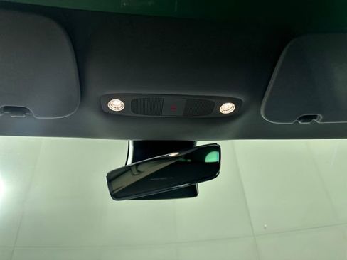 Used 2019 Tesla Model 3 Performance image 22