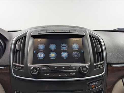 Used 2016 Buick Regal Premium image 25
