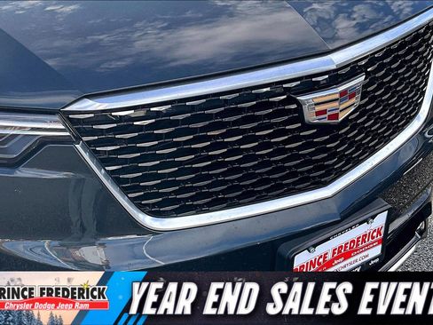 Used 2023 Cadillac XT6 Luxury image 30