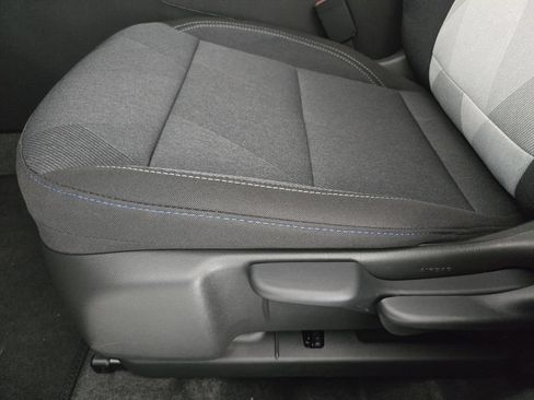 New 2026 Chevrolet Trax LS w/ LS Convenience Package FWD image 25