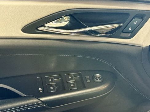 Used 2016 Cadillac SRX Luxury w/ Driver Awareness Package image 18