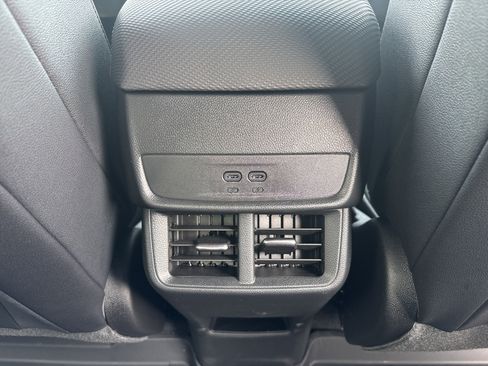 New 2026 Chevrolet Equinox LT w/ Convenience Package II image 13