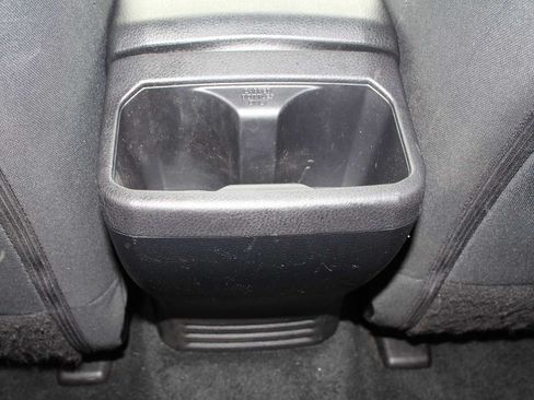 Used 2021 Toyota Tacoma SR5 AWD/4WD image 29