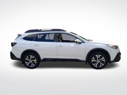 Used 2022 Subaru Outback Limited AWD/4WD image 9