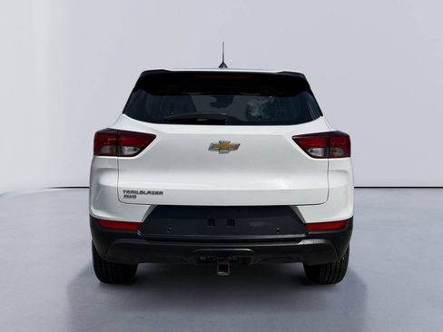 Used 2021 Chevrolet TrailBlazer LS AWD/4WD image 4