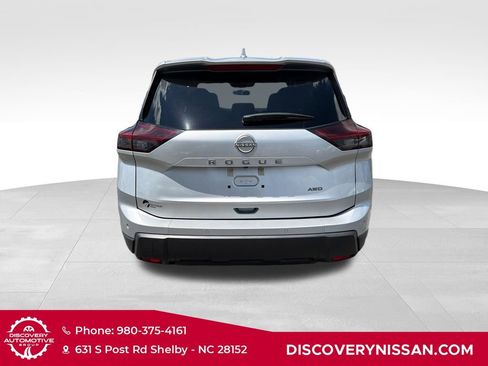 Certified 2025 Nissan Rogue SV AWD/4WD image 7