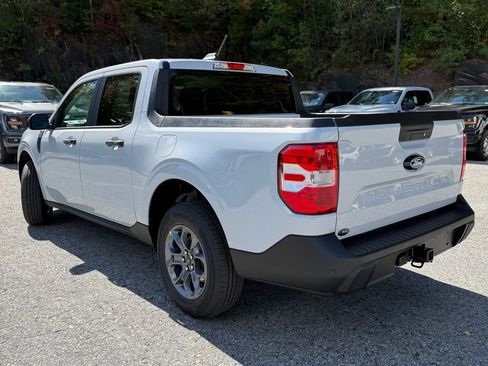 New 2025 Ford Maverick XLT w/ XLT Luxury Package AWD/4WD image 3