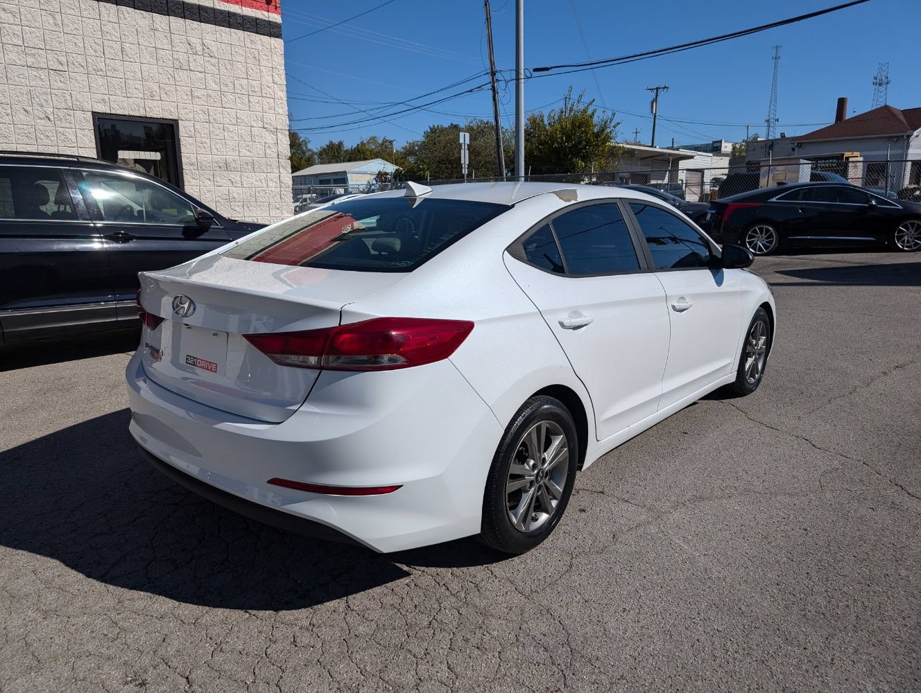 Used 2017 Hyundai Elantra SE FWD image 6