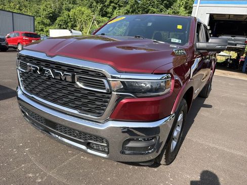 Used 2025 RAM 1500 Big Horn AWD/4WD image 10