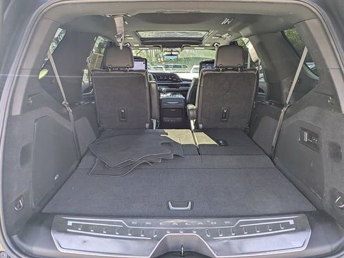 Used 2021 Cadillac Escalade Sport w/ Driver Assist Tech Package AWD/4WD image 12