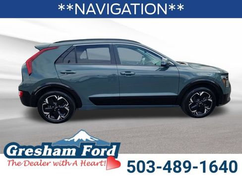 Used 2023 Kia Niro Wind w/ Wind Preserve Package FWD image 7