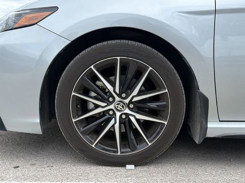Used 2024 Toyota Camry SE FWD image 10