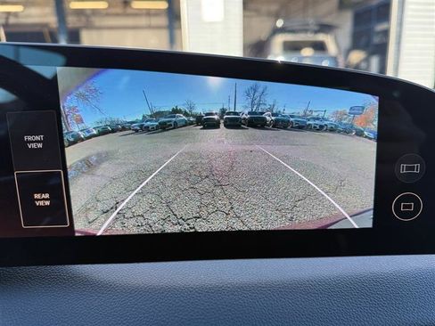 Used 2024 Lucid Air Pure image 21