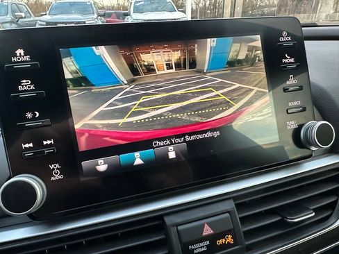 Used 2018 Honda Accord Sport image 26