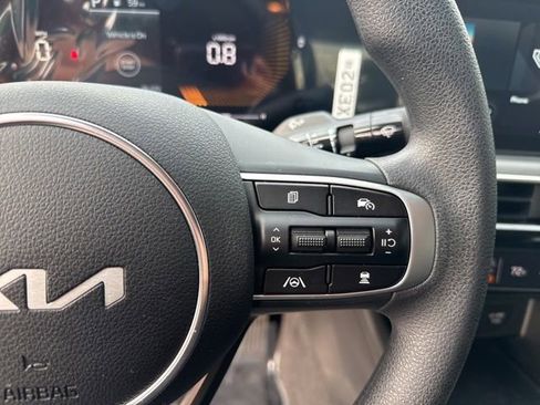 Used 2025 Kia K5 LXS image 20
