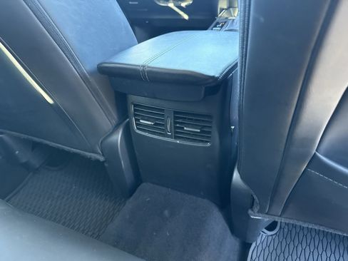 Used 2022 MAZDA CX-30 AWD 2.5 S w/ Select Package image 35