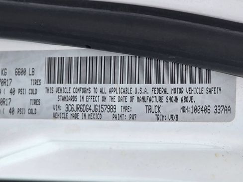 Used 2018 RAM 1500 Express RWD image 23