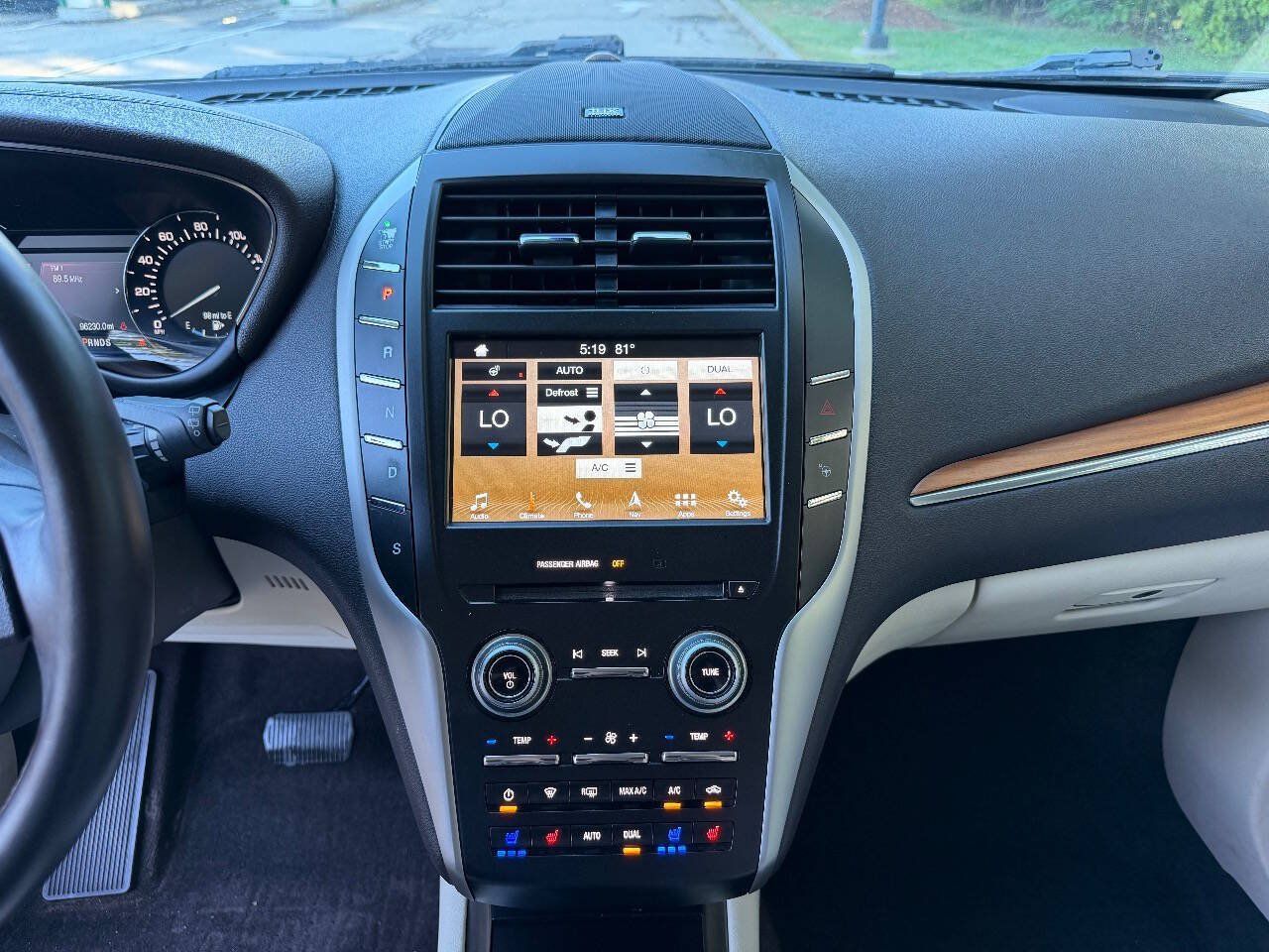 Used 2016 Lincoln MKC Reserve AWD/4WD image 15