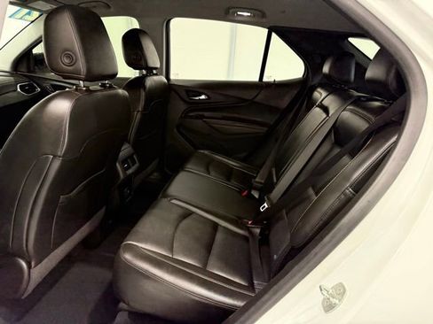 Used 2021 Chevrolet Equinox Premier w/ Redline Edition image 19