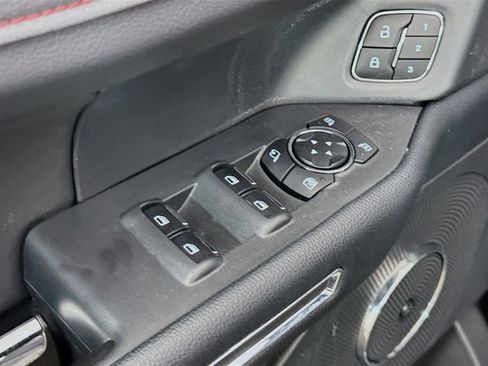 Used 2024 Ford Expedition Limited image 18