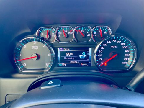 Used 2019 Chevrolet Tahoe LT AWD/4WD image 43