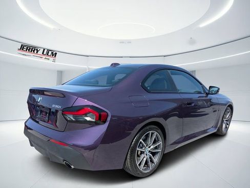 Used 2025 BMW 230i Coupe image 3