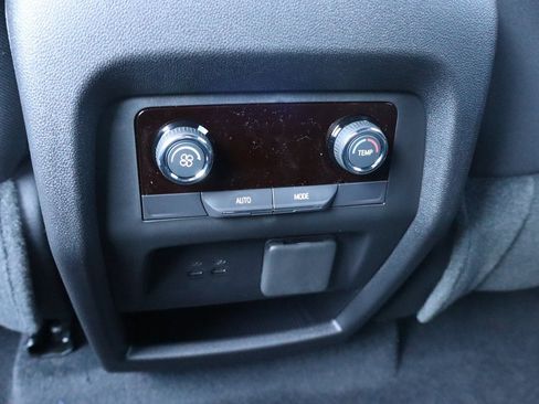 New 2026 Chevrolet Traverse LT w/ Driver Confidence Package image 25