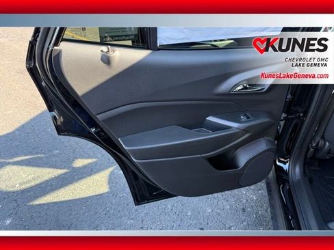 New 2026 Chevrolet Trax LS w/ LS Convenience Package image 15