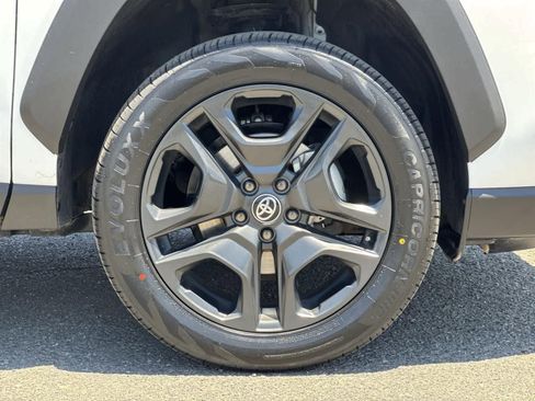 Used 2023 Toyota RAV4 Adventure image 41