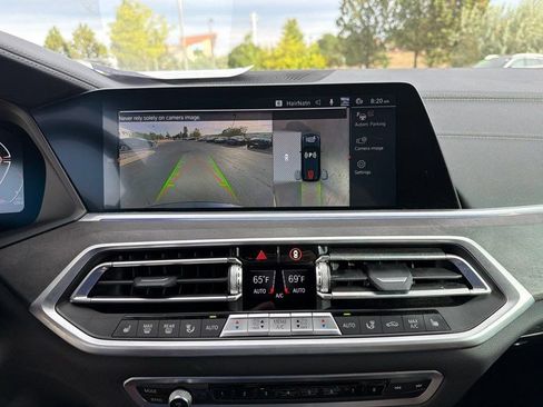 Used 2022 BMW X5 xDrive40i w/ M Sport Package AWD/4WD image 15