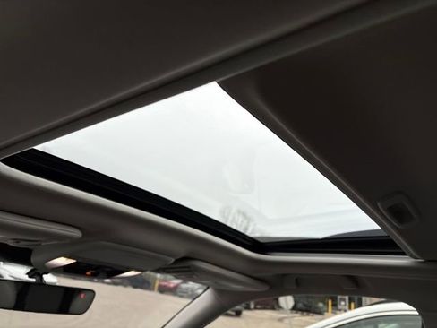 Used 2022 Subaru Forester Limited w/ Popular Package #3 image 10