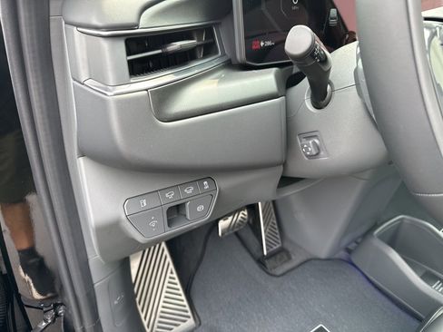 New 2026 Kia EV9 GT-Line image 31